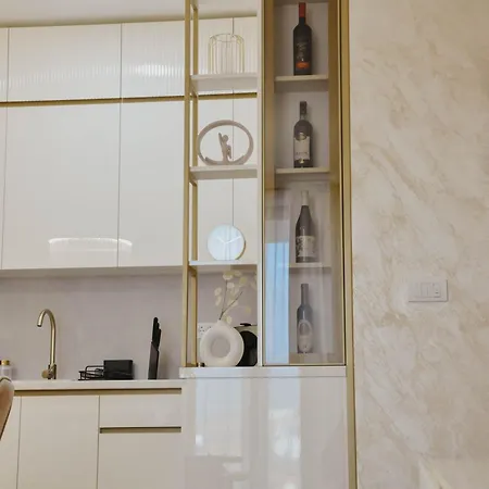 Premium Planet Deluxe & شقة *