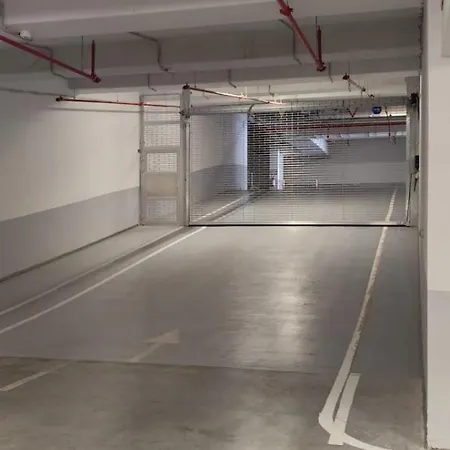 Premium Planet Deluxe &