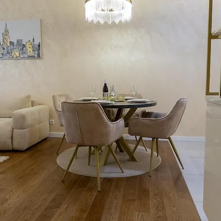 Premium Planet Deluxe & Ni