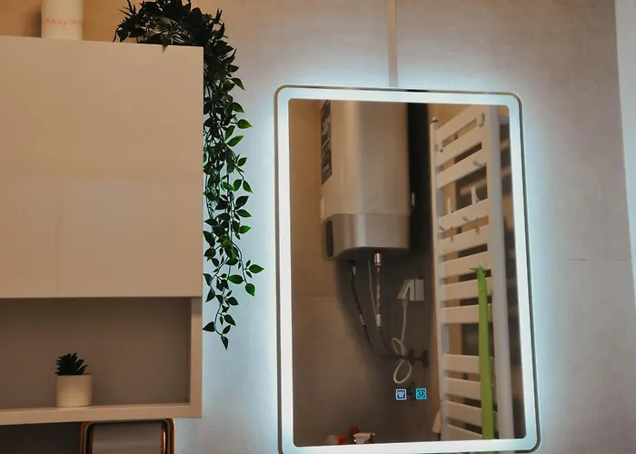 Premium Planet Deluxe Apartament Ni