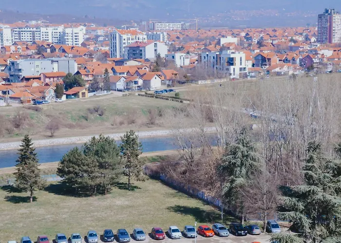 Premium Planet Deluxe Apartament Ni